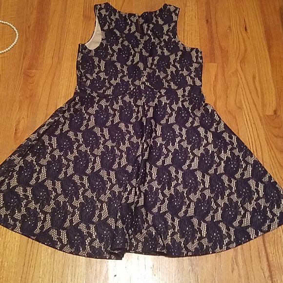 DONATED - Picture 3 of 5